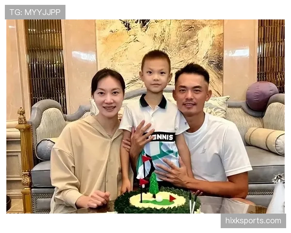 谢杏芳现在住的别墅，羽毛球拍都放不下